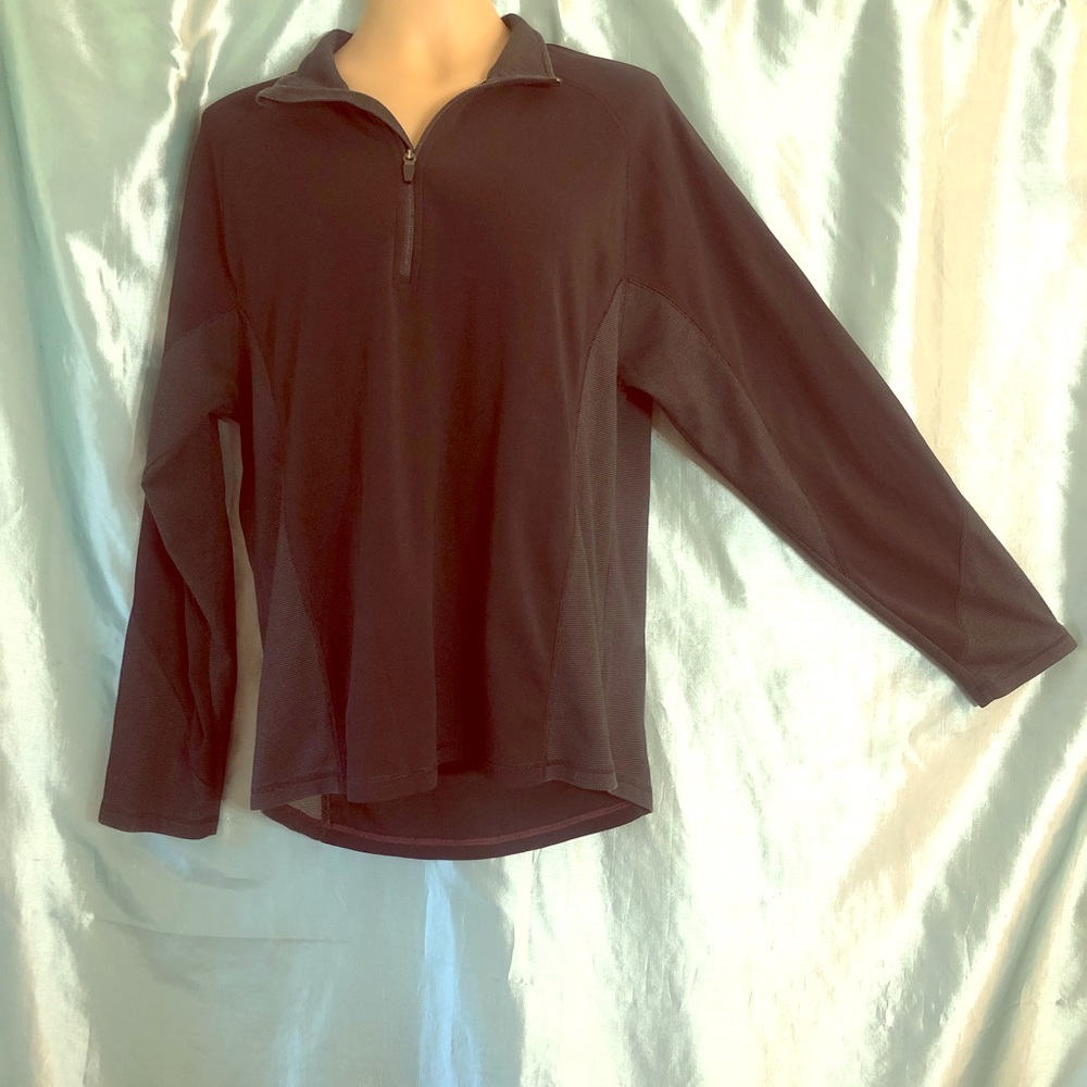 Gap men’s athletic fit black paneled zip up top, L